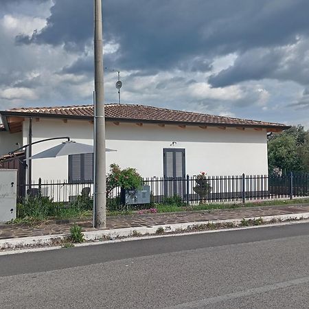 Beb Da Tina Acomodação com café da manhã Roccasecca Exterior foto