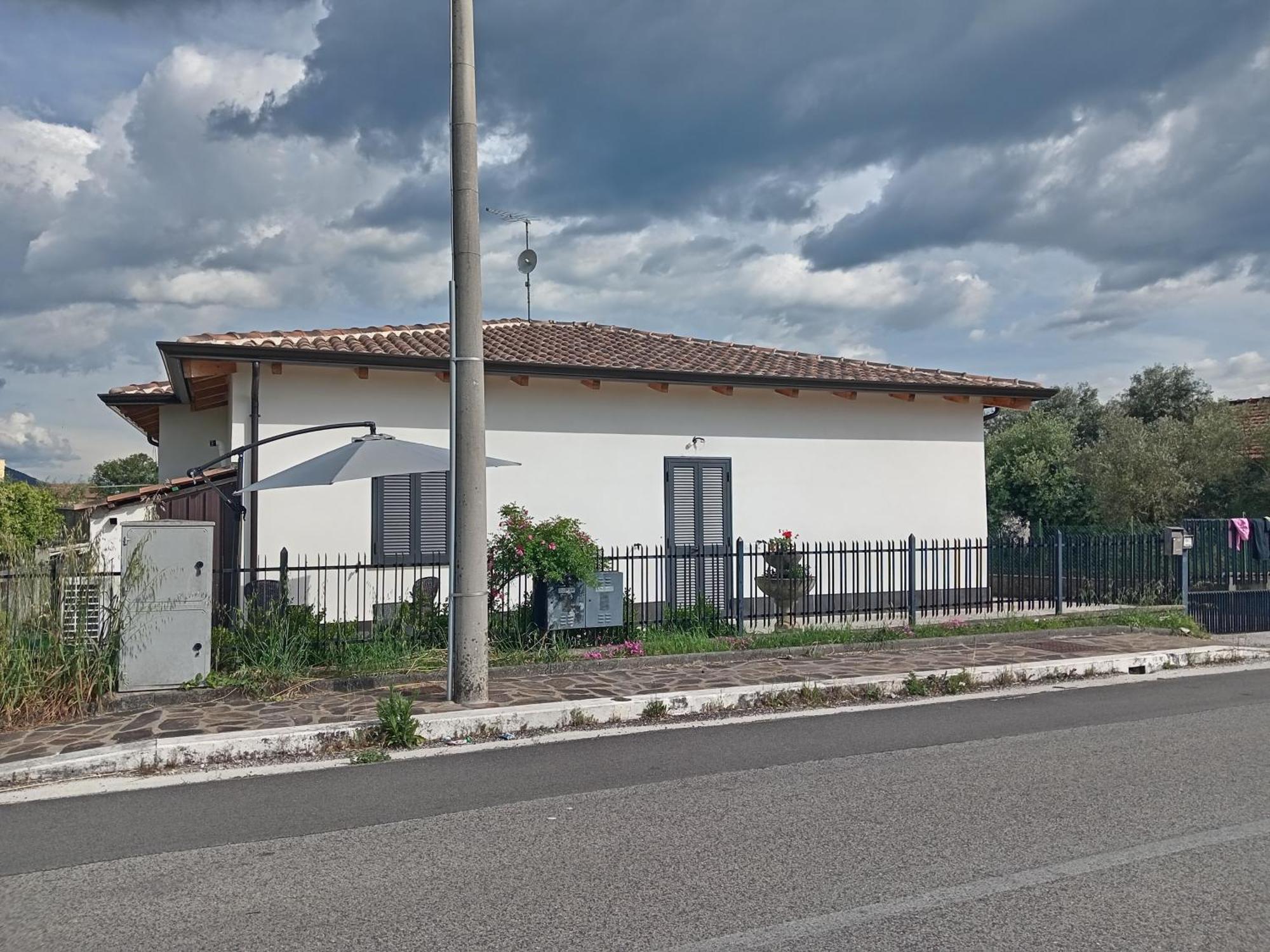 Beb Da Tina Acomodação com café da manhã Roccasecca Exterior foto
